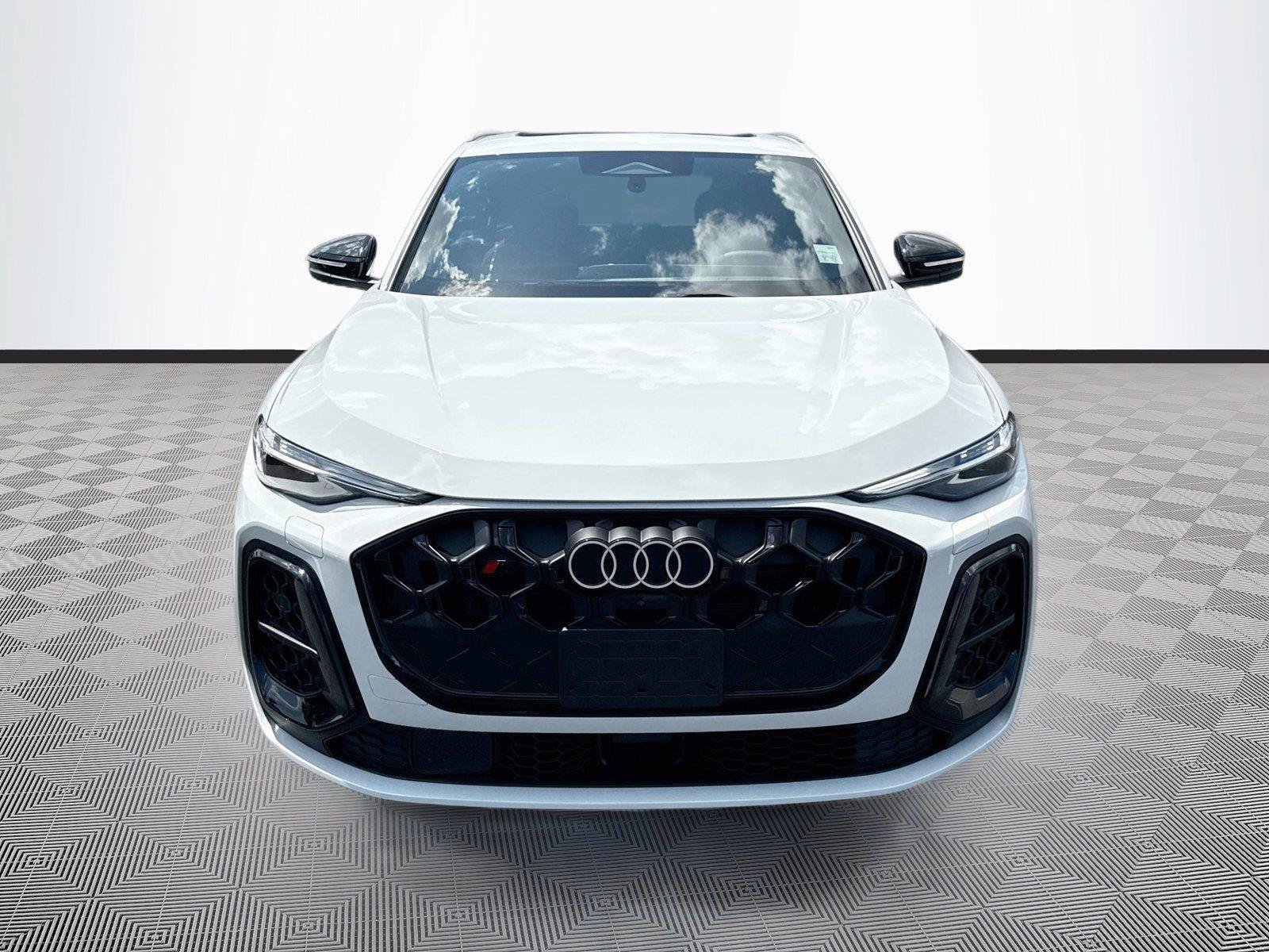 New 2026 Audi SQ5 Prestige AWD/4WD image 2