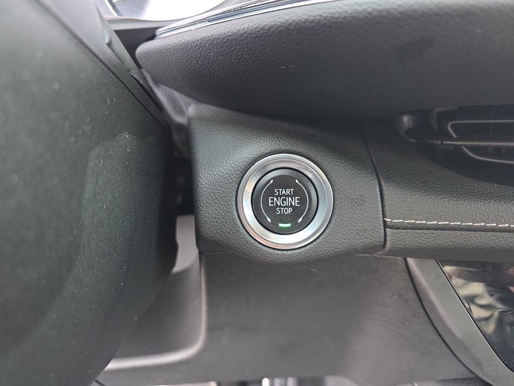 Used 2023 Buick Envision Preferred w/ Sport Touring Package image 21