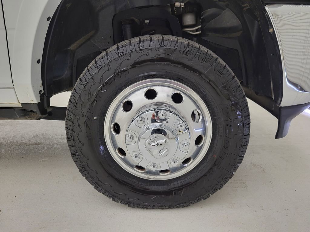 Used 2024 RAM 3500 Limited image 31