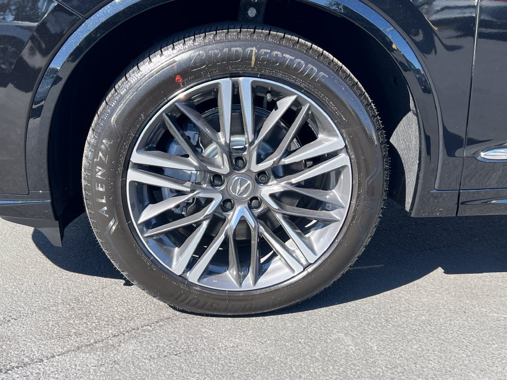 Certified 2026 Acura MDX w/ Advance Package AWD/4WD image 6