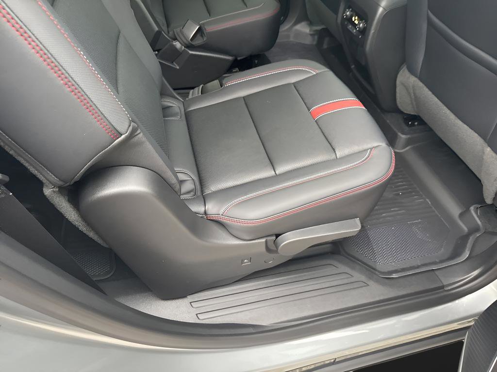 New 2026 Chevrolet Traverse RS image 36
