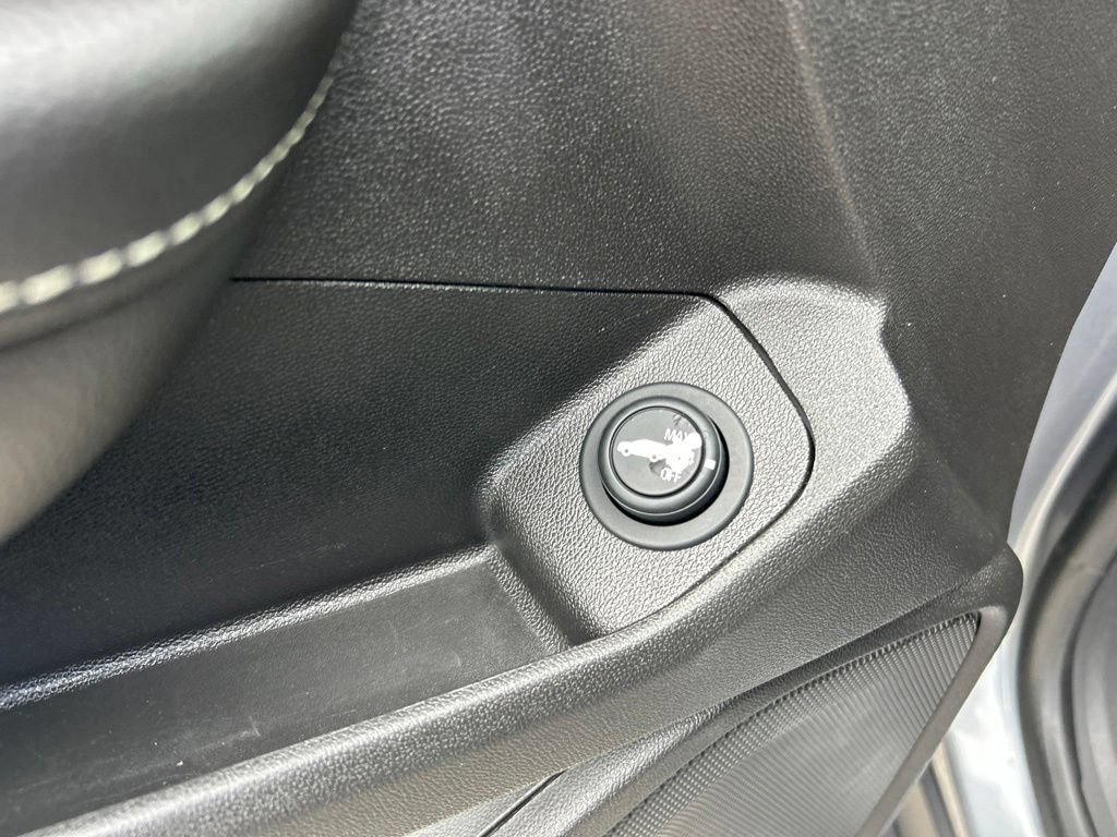 Used 2018 GMC Terrain Denali w/ Advanced Safety Package FWD image 35
