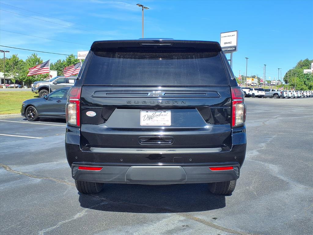 Used 2023 Chevrolet Suburban Z71 w/ Luxury Package AWD/4WD image 19