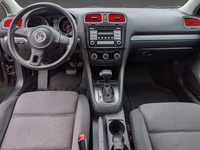 Used 2010 Volkswagen Golf 2-Door FWD image 5