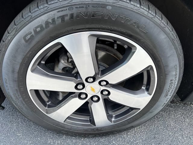 Used 2023 Chevrolet Traverse LT w/ LT Premium Package AWD/4WD image 12
