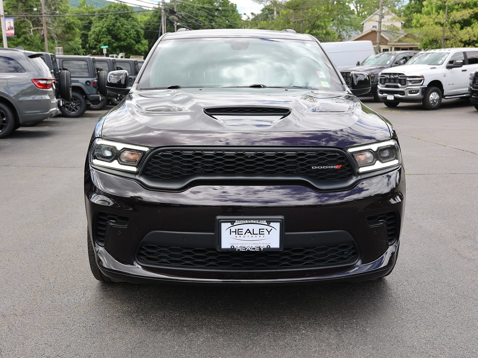 Used 2024 Dodge Durango R/T w/ Blacktop Package AWD/4WD image 2