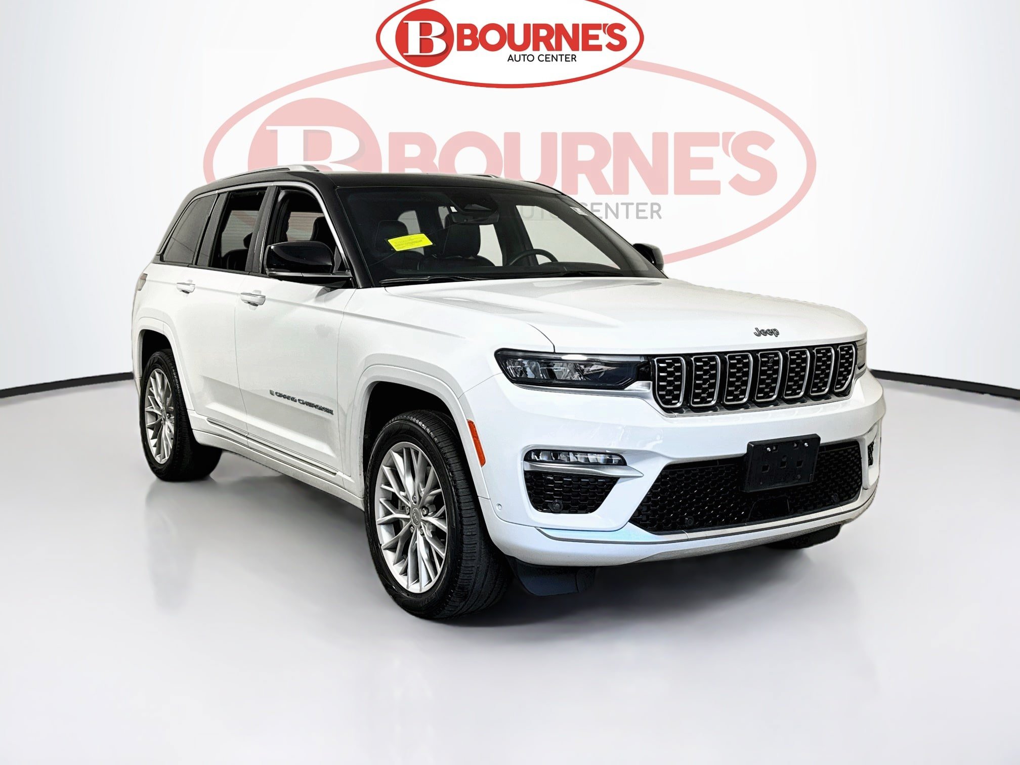 Used 2023 Jeep Grand Cherokee Summit w/ Luxury Tech Group V