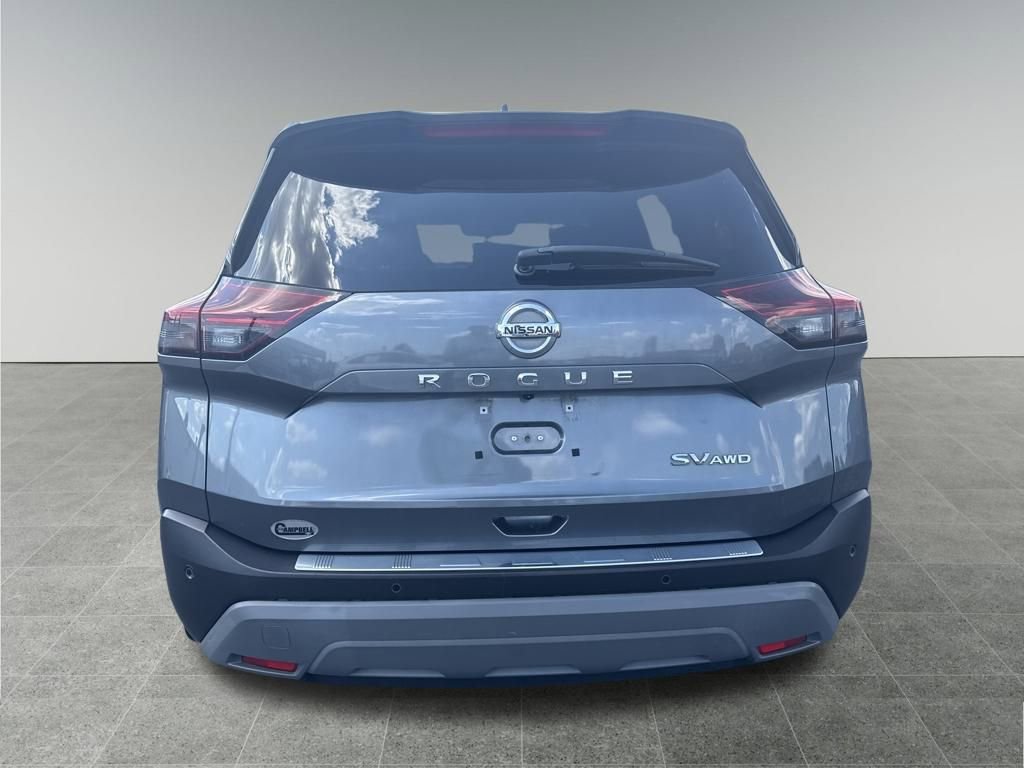 Used 2021 Nissan Rogue SV image 4