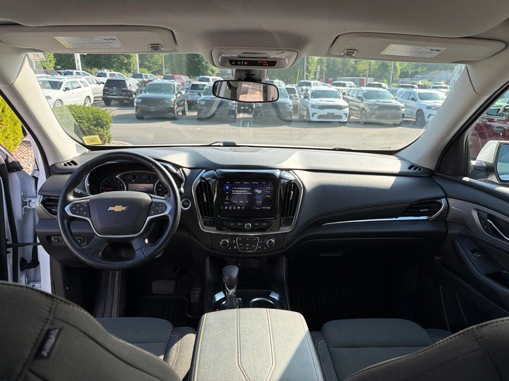 Used 2021 Chevrolet Traverse LT AWD/4WD image 21