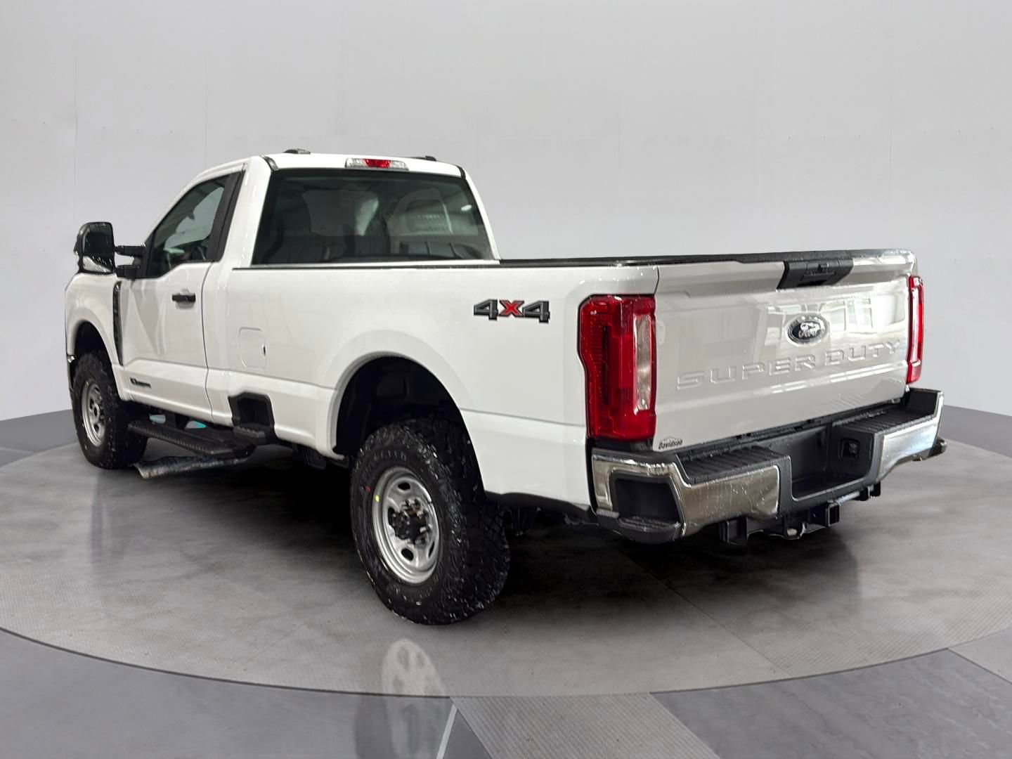 New 2026 Ford F350 XL image 3