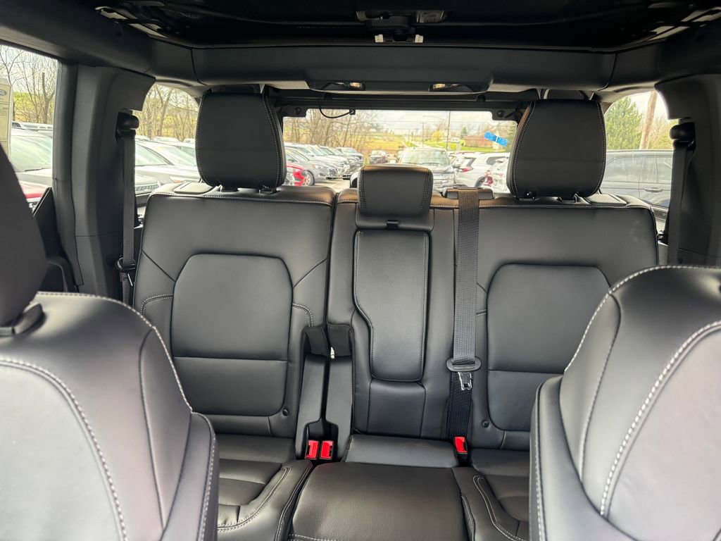New 2026 Ford Bronco Outer Banks AWD/4WD image 22