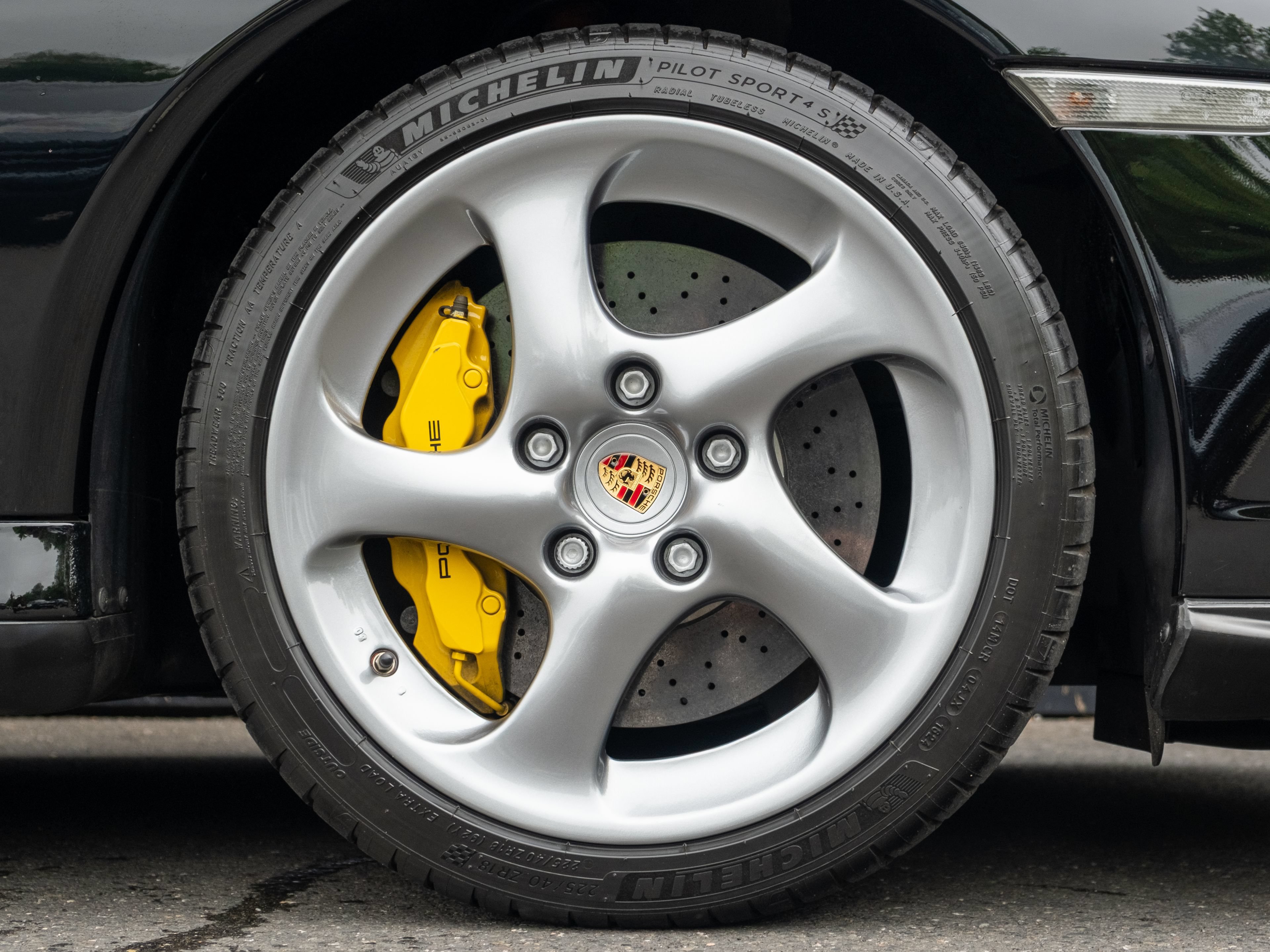 Used 2005 Porsche 911 Turbo AWD/4WD image 15