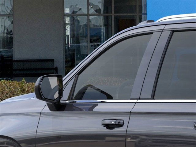New 2026 Chevrolet Suburban LS image 12