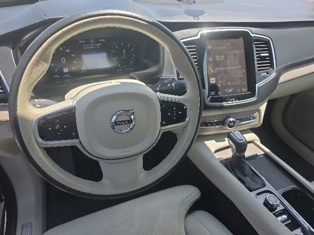 Used 2021 Volvo XC90 T6 Inscription AWD/4WD image 16