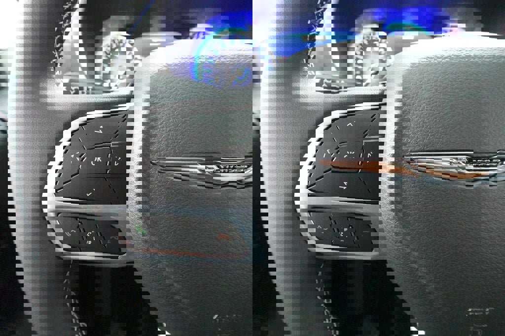 New 2026 Chrysler Voyager LX image 21