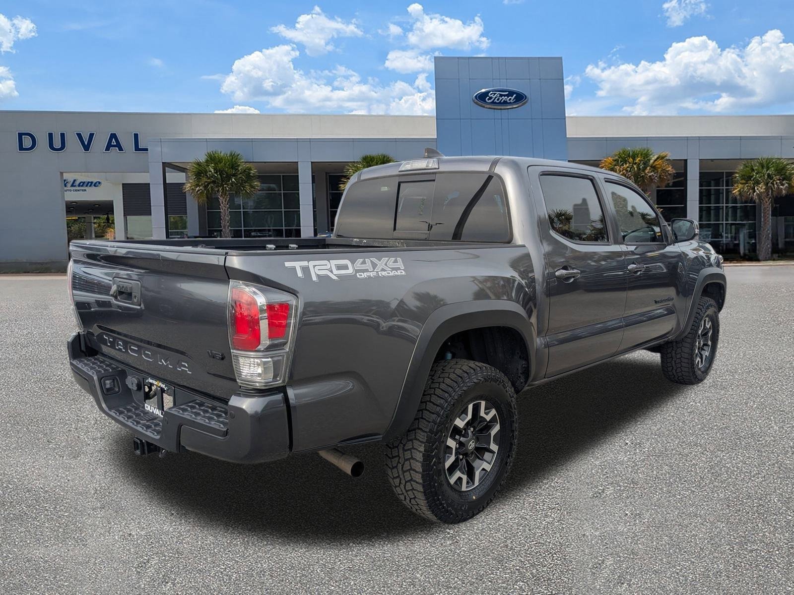 Used 2020 Toyota Tacoma TRD Off-Road image 4