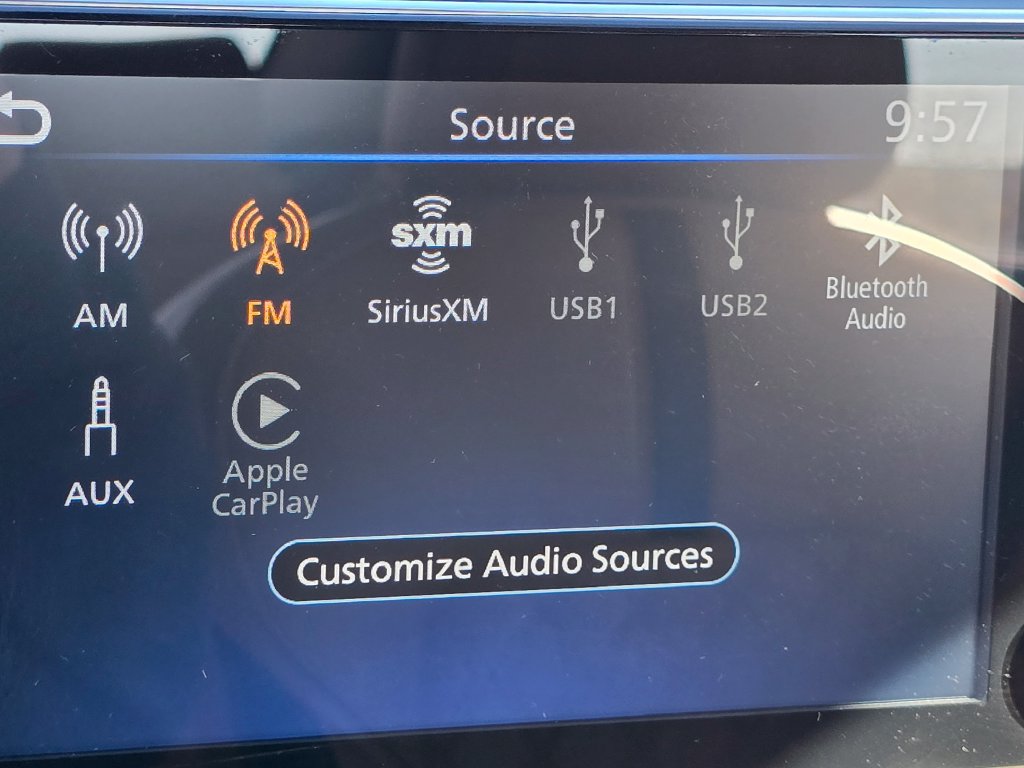 Used 2021 Nissan Sentra SV w/ SV Premium Package FWD image 4