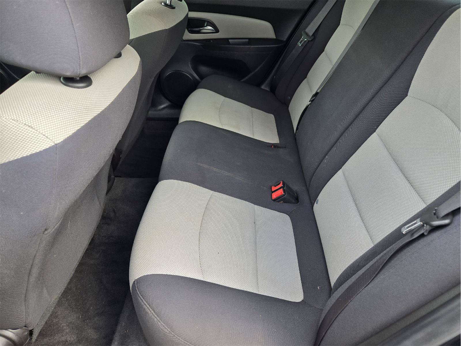Used 2016 Chevrolet Cruze LS FWD image 26
