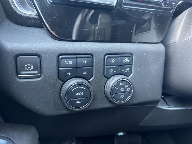 Used 2023 Chevrolet Silverado 1500 LTZ image 30