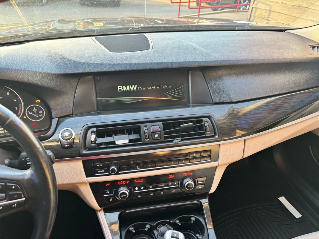 Used 2013 BMW 528i xDrive Sedan AWD/4WD image 18