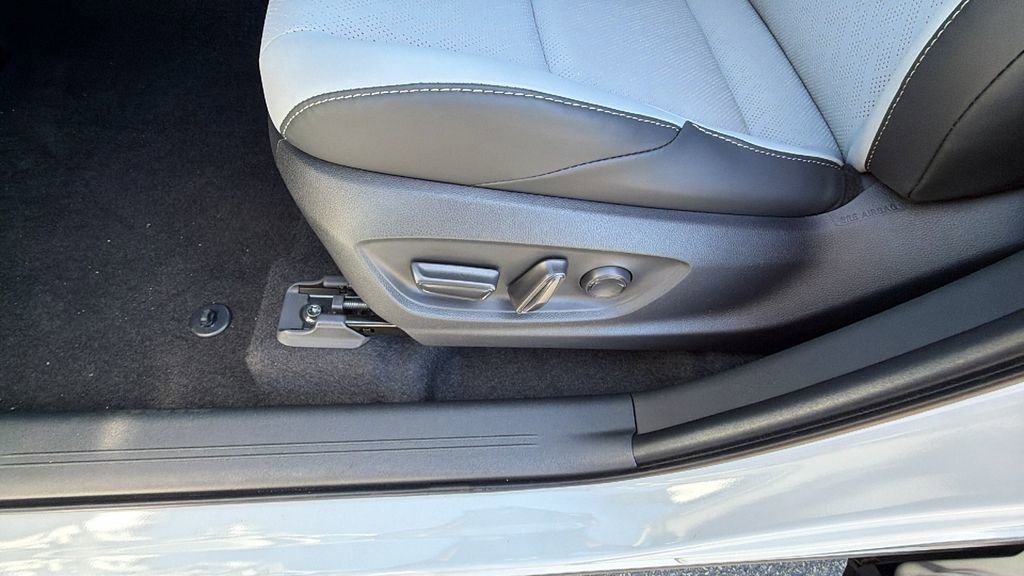 New 2026 Subaru Solterra Premium image 21