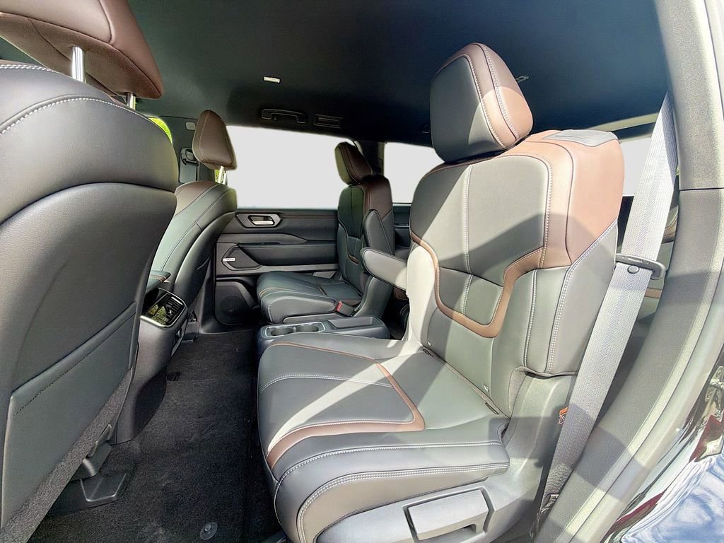 New 2026 Nissan Armada SL image 26