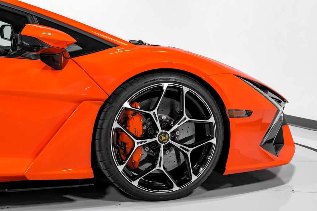 Used 2024 Lamborghini Revuelto AWD/4WD image 44