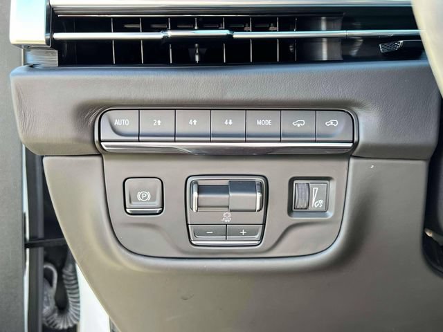 Certified 2025 Cadillac Escalade ESV Sport Platinum w/ LPO, ONYX Package AWD/4WD image 21