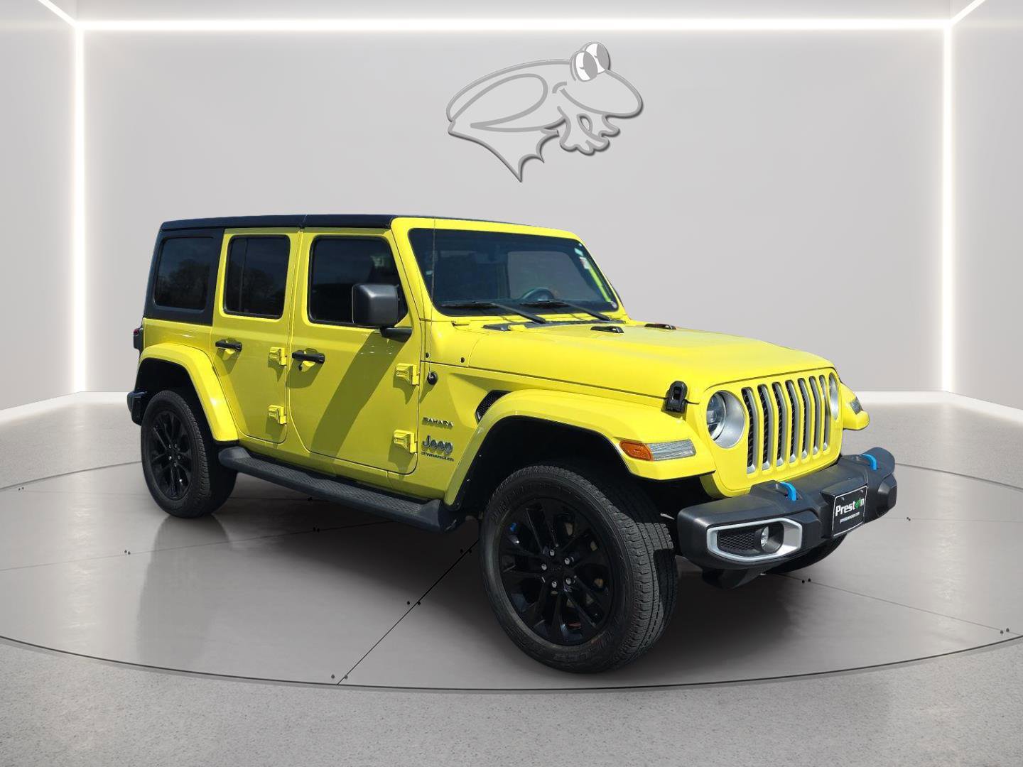 Used 2023 Jeep Wrangler Sahara w/ Cold Weather Group image 15