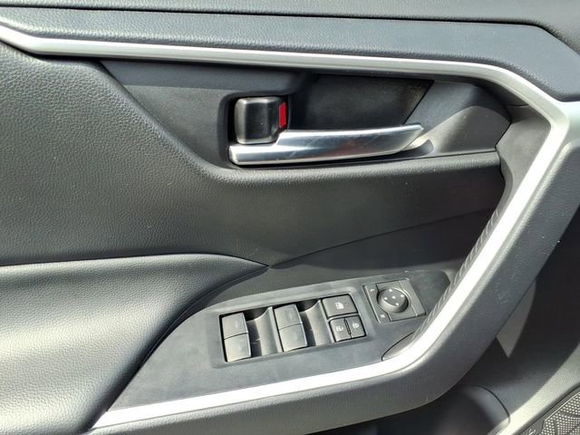 Used 2024 Toyota RAV4 XLE w/ Convenience Package image 13