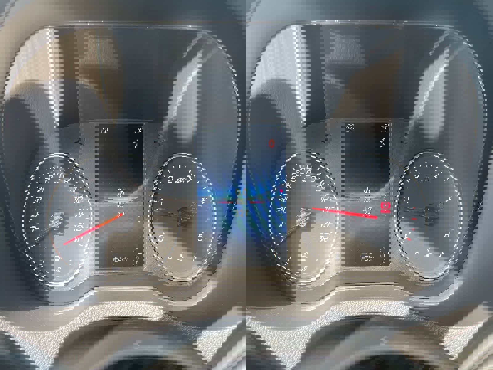 Used 2025 Mercedes-Benz Sprinter 2500 image 9