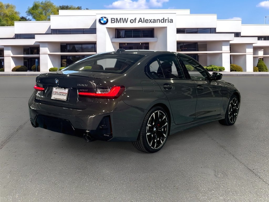 New 2026 BMW 330i xDrive Sedan w/ M Sport Package AWD/4WD image 5