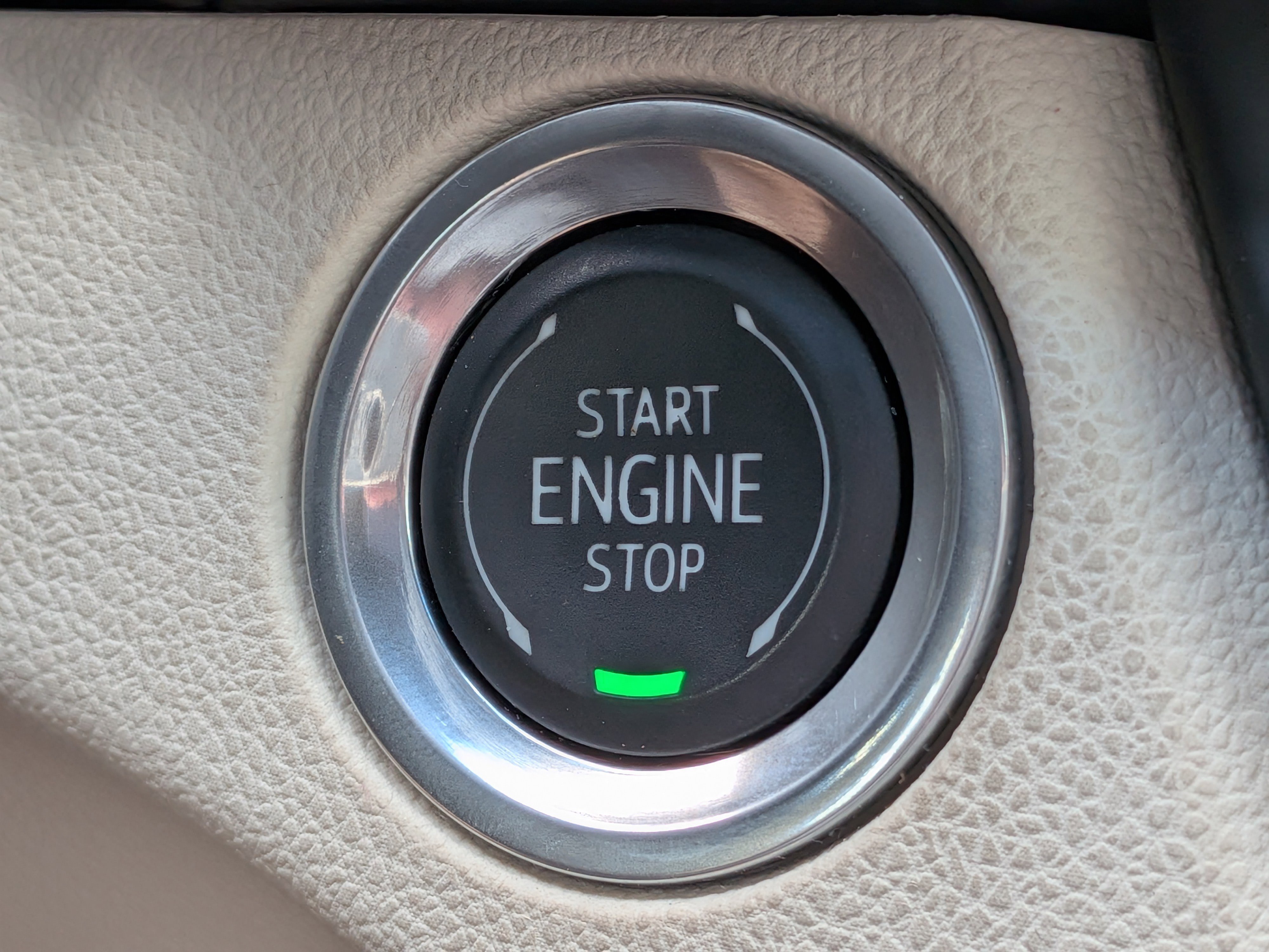 Certified 2025 Cadillac CT4 Premium Luxury RWD image 32