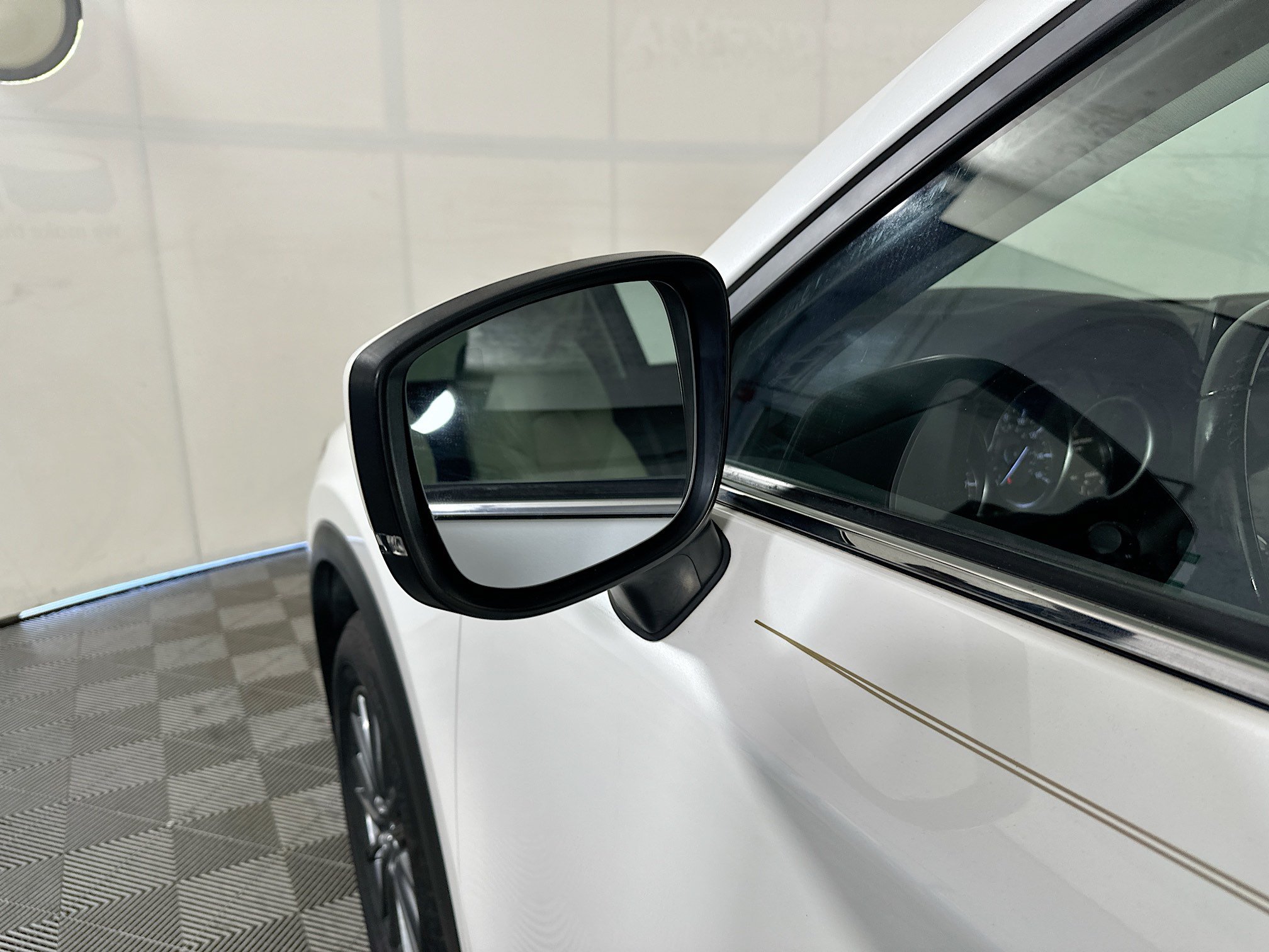 Used 2019 MAZDA CX-5 Touring FWD image 10