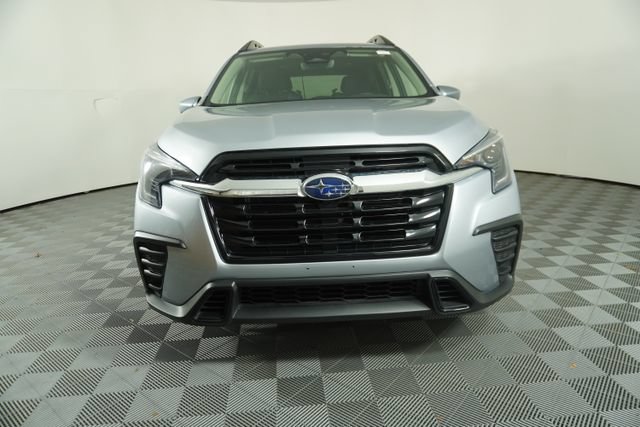 Certified 2025 Subaru Ascent Premium AWD/4WD image 2