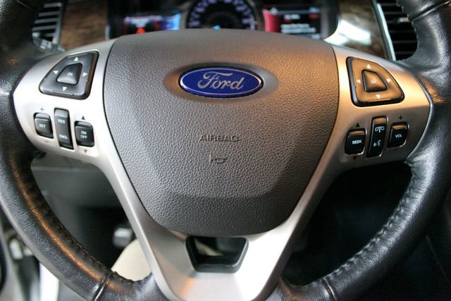 Used 2018 Ford Taurus Limited AWD/4WD image 20