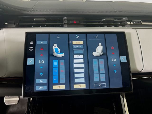 Used 2025 Land Rover Range Rover Sport Dynamic SE image 18