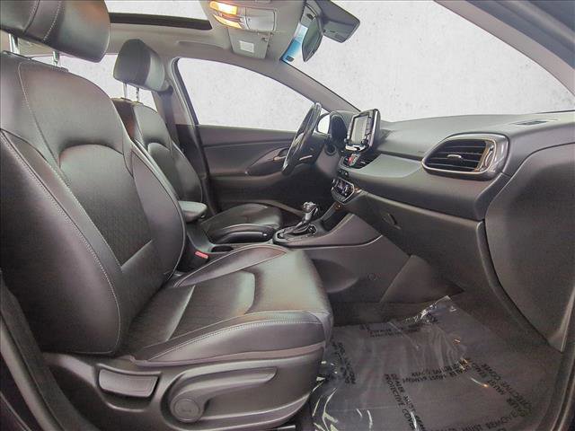 Used 2020 Hyundai Elantra GT w/ Style Package 02 FWD image 24