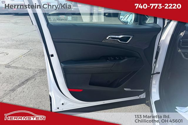 Used 2023 Kia Sportage X-Line AWD/4WD image 14