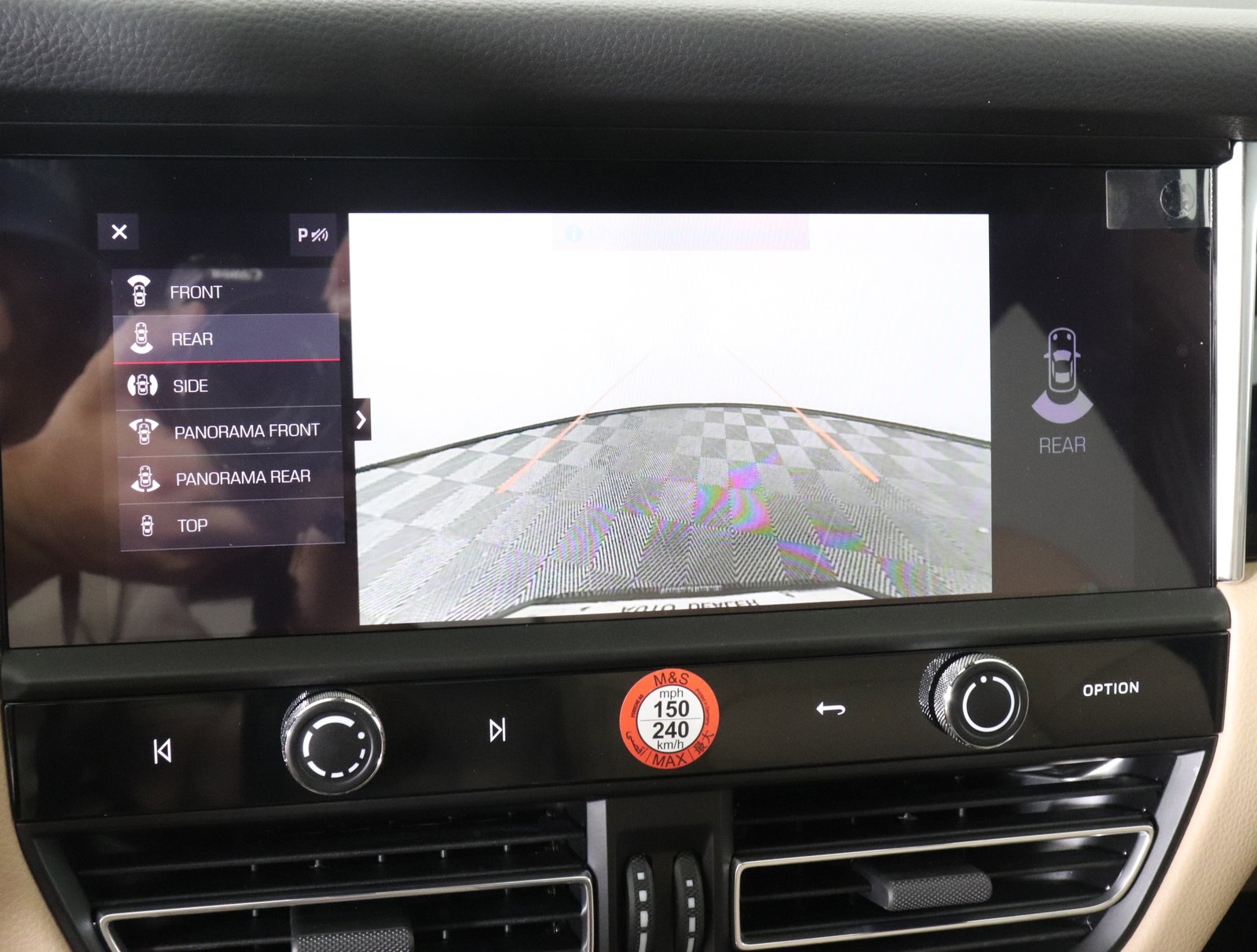 Used 2025 Porsche Macan image 29