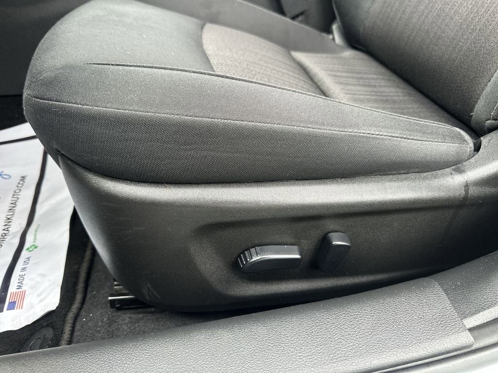 Used 2024 Nissan Altima 2.5 SV image 12