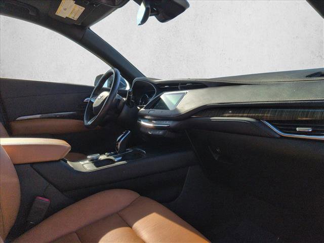 Used 2021 Cadillac XT4 Premium Luxury image 23