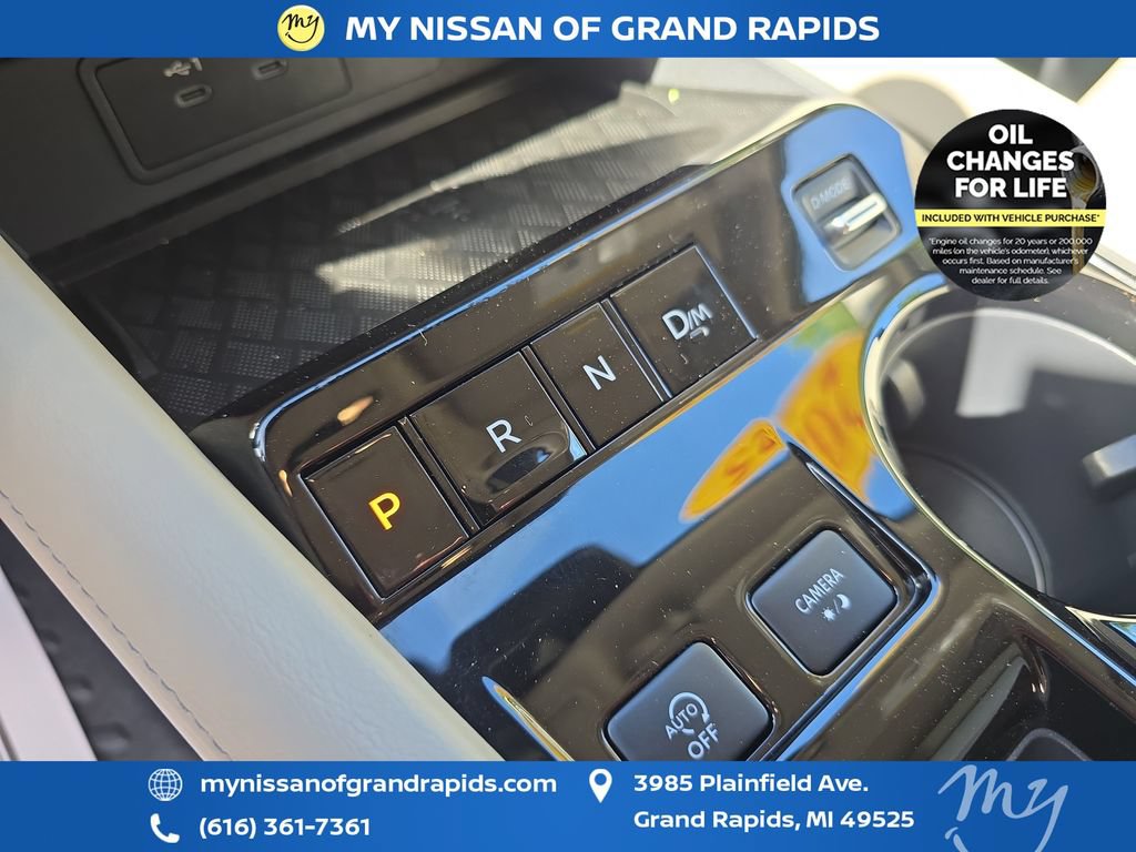 Used 2025 Nissan Murano SV AWD/4WD image 27
