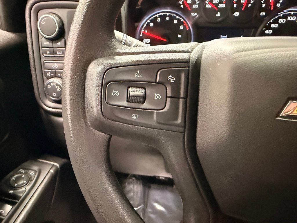 Used 2024 Chevrolet Silverado 1500 Custom AWD/4WD image 35