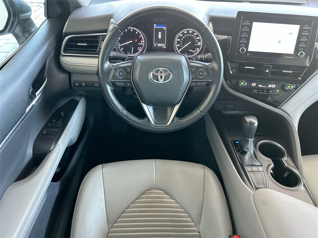 Used 2024 Toyota Camry SE w/ Convenience Package image 36