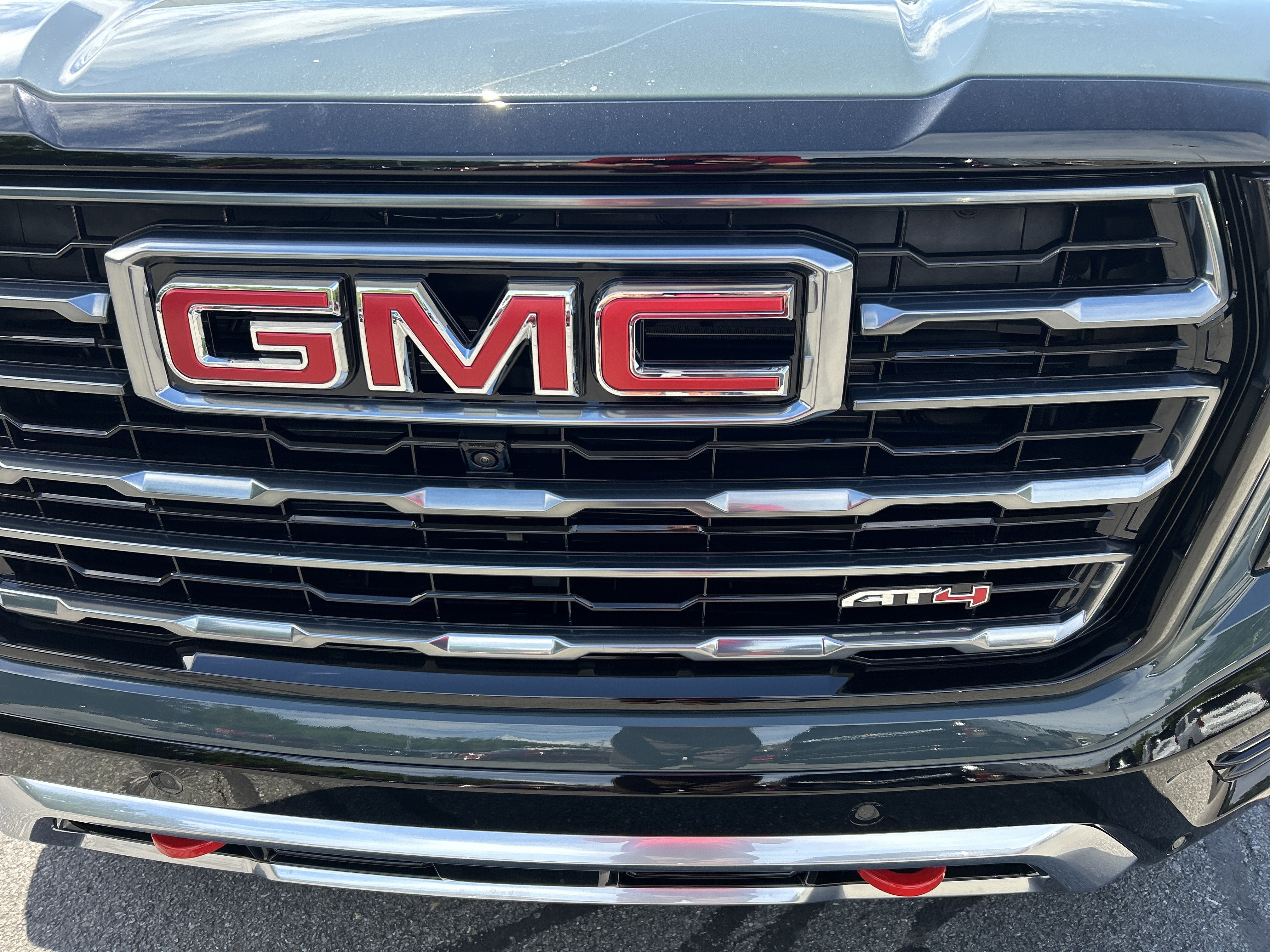 New 2026 GMC Yukon XL AT4 w/ AT4 Premium Plus Package AWD/4WD image 19
