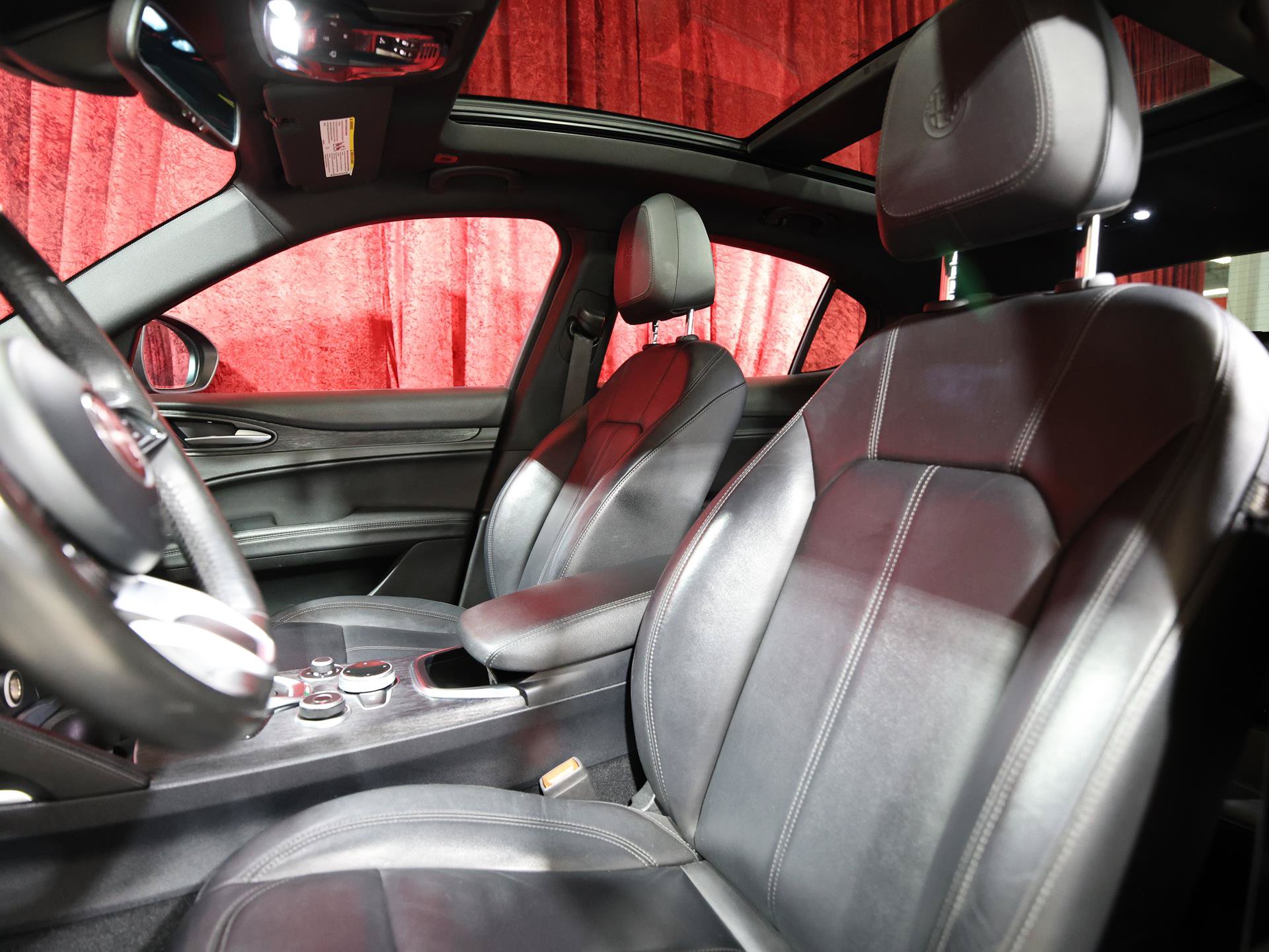 Used 2022 Alfa Romeo Stelvio Sprint RWD image 13