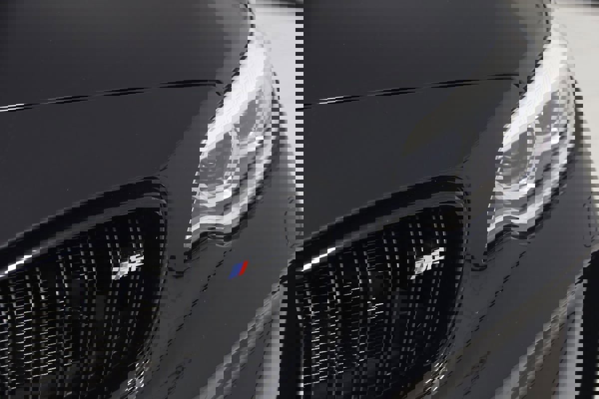 Used 2018 BMW M2 image 22