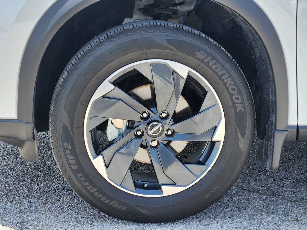 Used 2026 Nissan Rogue SV w/ Cold Weather Package AWD/4WD image 10