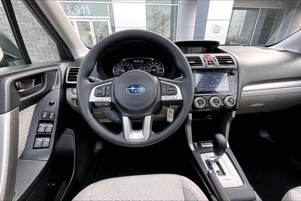Used 2017 Subaru Forester 2.5i Premium image 5